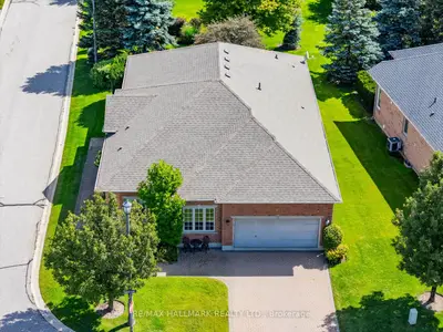 10 Vardon Gate, Whitchurch-stouffville, On L4a 1r7