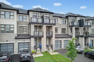332 Laplante Street, Newmarket, On L3x 0m5