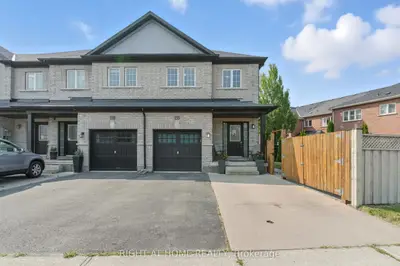 215 Canada Drive, Vaughan, On L4h 0k2