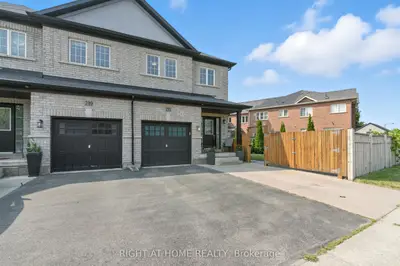 215 Canada Drive, Vaughan, On L4h 0k2