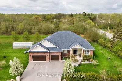 4 Blake Street, East Gwillimbury, On L0e 1r0