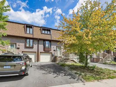11 Plaisance Road Unit 7, Richmond Hill, On L4c 5h1