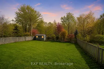51 Sanderson Crescent, Richmond Hill, On L4c 5l5