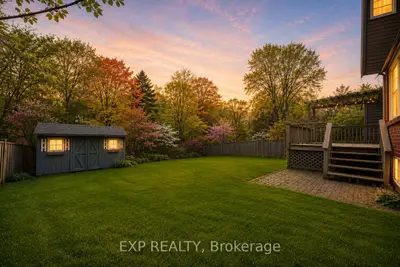 51 Sanderson Crescent, Richmond Hill, On L4c 5l5