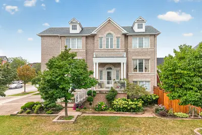 68 Grand Valley Boulevard, Vaughan, On L6a 3k3