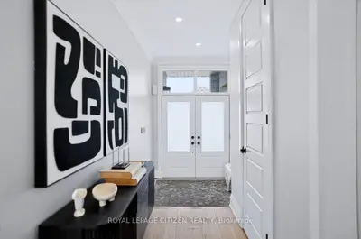 243 Ferragine Crescent, Bradford West Gwillimbury, On L3z 4j8