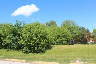 184 Frederick Street, Georgina, On L4p 2j1