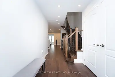 405 King Street E, East Gwillimbury, On L0g 1m0