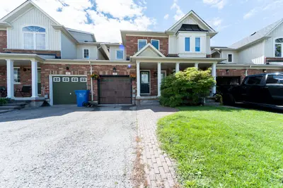 405 King Street E, East Gwillimbury, On L0g 1m0