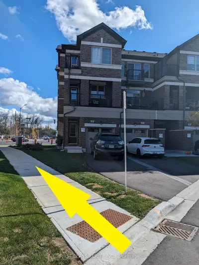 656 Copper Creek Drive, Markham, On L6b 1r2