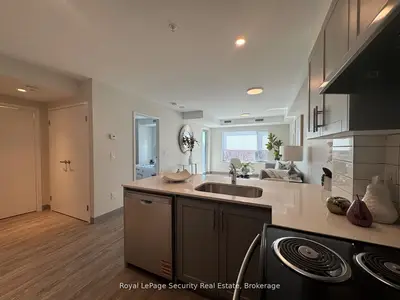 1015 Innisfil Beach Road 307, Innisfil, On L9s 1t3