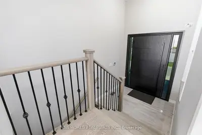 147 Bethpage Crescent, Newmarket, On L3x 0m2
