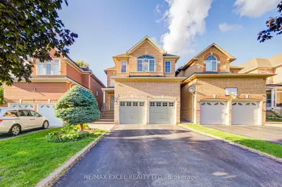6 Sapphire Drive, Richmond Hill, On L4s 2e4