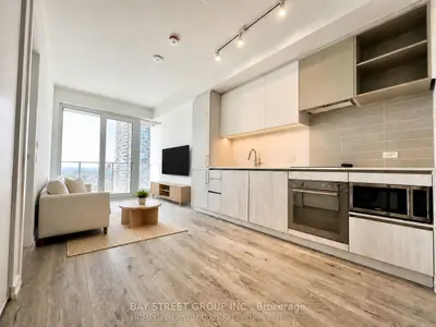 7890 Jane Street 2803, Vaughan, On L4k 0k9