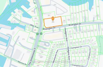 263 The Queensway South S, Georgina, On L4p 3c8