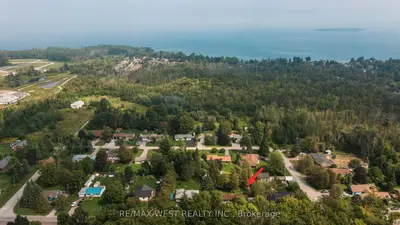 2801 25 Side Road, Innisfil, On L9s 3t2