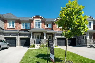 28 Cupples Farm Lane, East Gwillimbury, On L0g 1m0