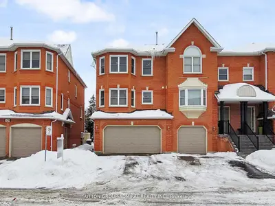 105 Leah Crescent 105, Vaughan, On L4j 8c4