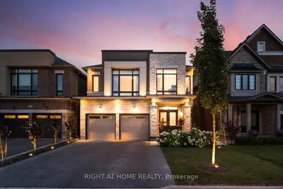 42 Alistair Crescent, Vaughan, On L4h 4t7