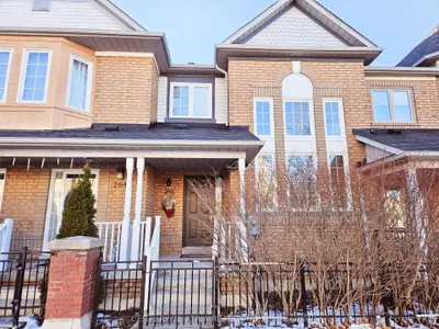 266 John West Way, Aurora, On L4g 7j3