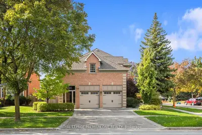536 Village Parkway, Markham, On L3r 9n5