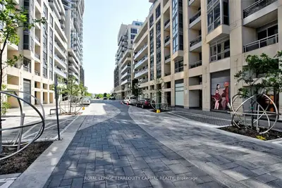 9199 Yonge Street 406, Richmond Hill, On L4c 1h7