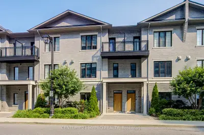 392 Highway 7 Road E Th3, Richmond Hill, On L3b 0g5