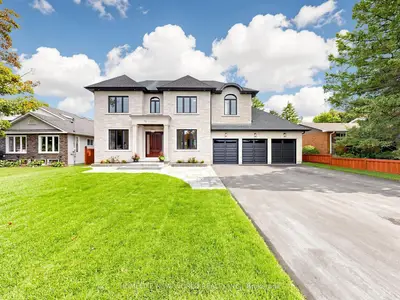 58 May Avenue, East Gwillimbury, On L0g 1v0