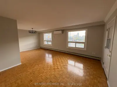 7955 Kipling Avenue 2, Vaughan, On L4l 1z8