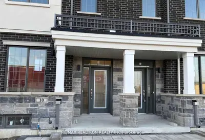 10 Maybank Lane, Whitchurch-stouffville, On L4a 2s9