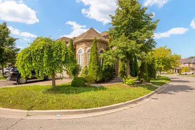 14 Kentview Crescent, Markham, On L6b 0e2