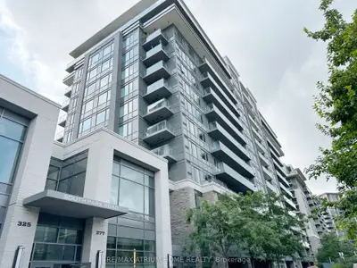 277 South Park Road 316, Markham, On L3t 0b7