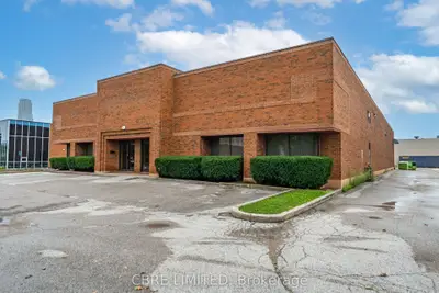 140 Buttermill Avenue, Vaughan, On L4k 3x6