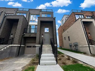 17 Bancroft Lane, Richmond Hill, On L4e 1m1