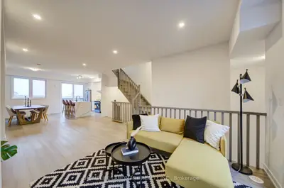 9 Bancroft Lane, Richmond Hill, On L4e 1m1