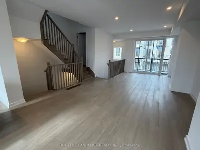 11 Bancroft Lane, Richmond Hill, On L4e 1m1
