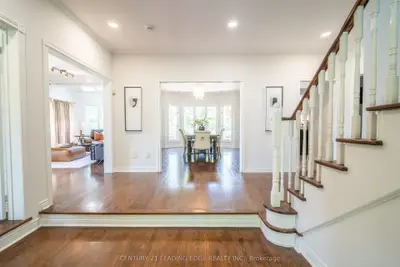 6 Stonegate Street, Whitchurch-stouffville, On L0h 1g0
