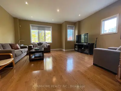 75 Leitchcroft Crescent, Markham, On L3t 7t9