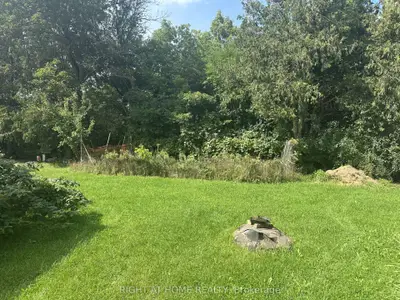 12702 Warden Avenue, Whitchurch-stouffville, On L4a 7x5