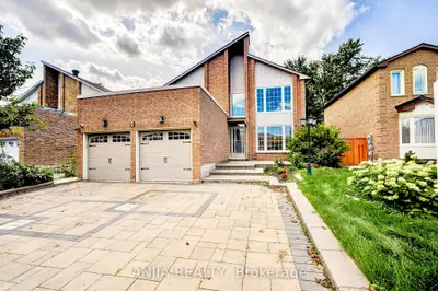 4 Townley Avenue, Markham, On L3s 1c9