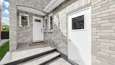 46 Venice Crescent, Vaughan, On L4j 7s9