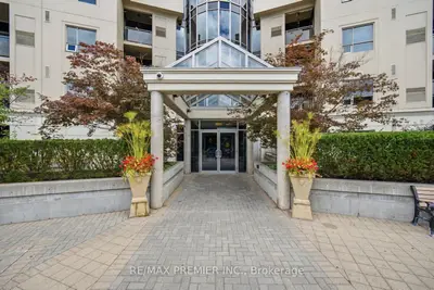 8201 Islington Avenue 217, Vaughan, On L4l 9s6