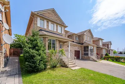 187 Red Maple Road, Richmond Hill, On L4b 4s6