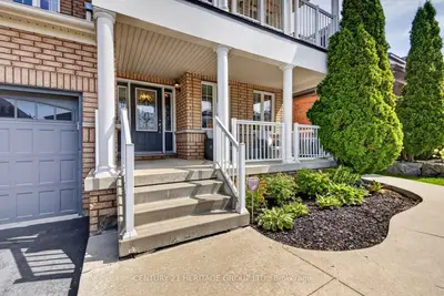 39 Booth Street, Bradford West Gwillimbury, On L3z 0a4
