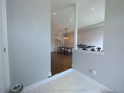 230 Paradelle Drive, Richmond Hill, On L4e 0e4