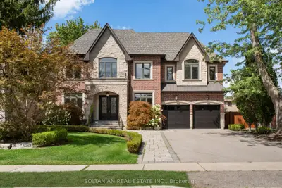 74 Yongehurst Road, Richmond Hill, On L4c 3t2