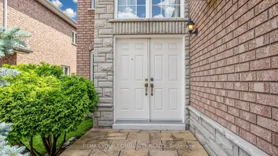 78 Zippora Drive, Richmond Hill, On L4s 2m7