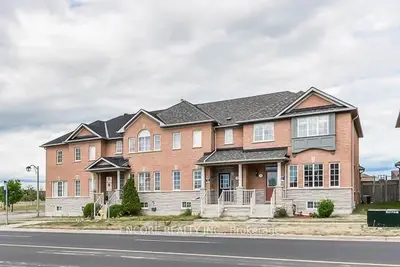 1006 Bur Oak Avenue, Markham, On L6e 1h8