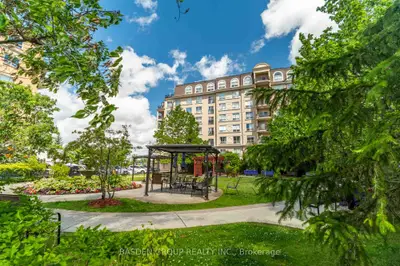 1 Maison Parc Court 309, Vaughan, On L4j 9k1