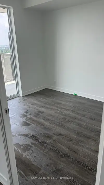 6 Flavelle Trail 1715, Vaughan, On L4l 0m8